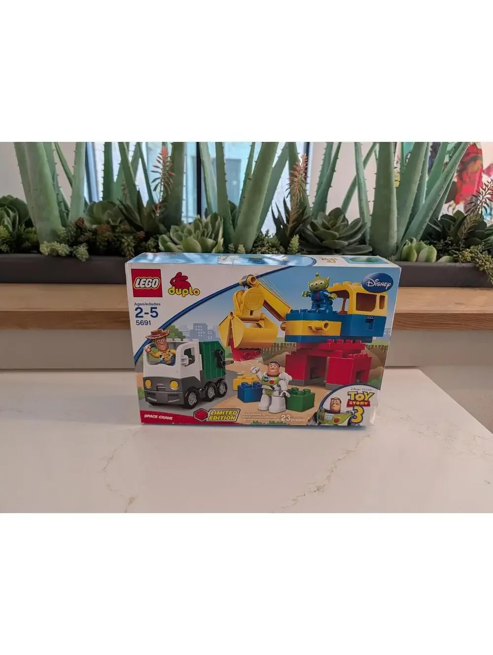LEGO Duplo Toy Story 3 Space Crane Set 5691 Limited Edition